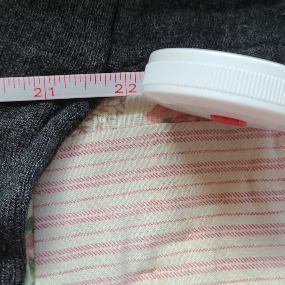 Sweater - Picture 6 of 8
